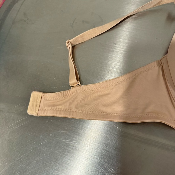 Set of two Pink by Victoria Secret Wear Everywhere Push-up Bras - Picture 7 of 16